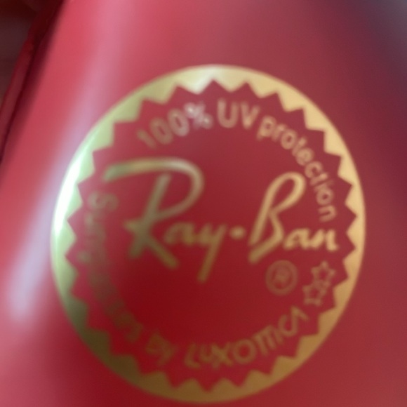 sunglassestwo different prescriptions.lenses cannot be taken out   glued $3000 - Picture 5 of 6